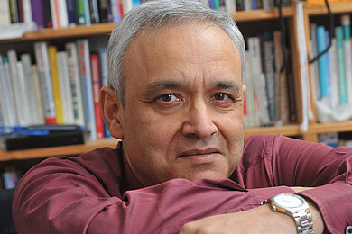 Portrait von Amardeo Sarma