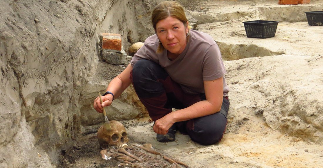Dr. Bettina Jungklaus, Osteoanthropologin