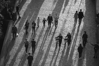 Mit Soziologie die Gesellschaft hinterfragen