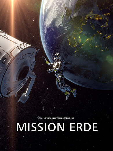 Astronaut einer fiktiven Zukunfts-Weltraum-Mission in der Umlaufbahn der Erde. Im Hintergrund der Erdglobus aus dem All (animiert).  
