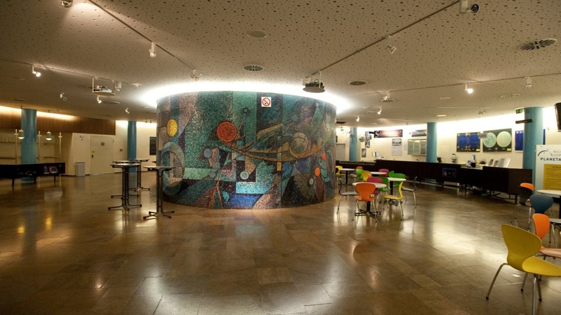 Eingangsbereich Nicolaus-Copernicus-Planetarium