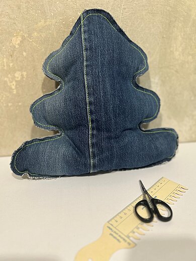 Geschenke aus Stoffresten und abgelegter Kleidung zaubern 