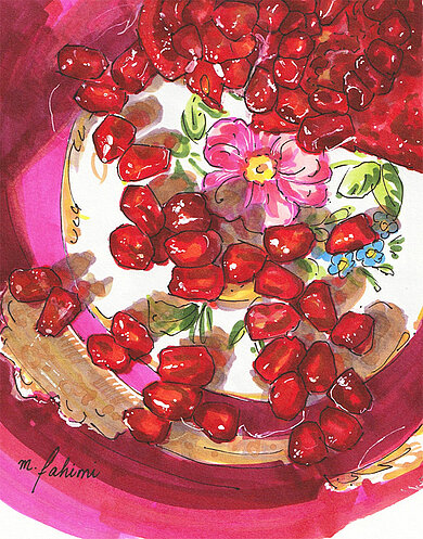 Aquarellskizze von Granatapfelkernen auf einem rosa Teller mit Blumenmuster und goldenen Verzierungen.